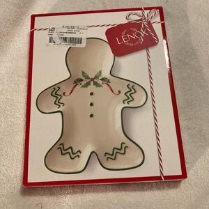 Lennox hosting the holidays gingerbread accent plate, brand new in Box! Gift!!